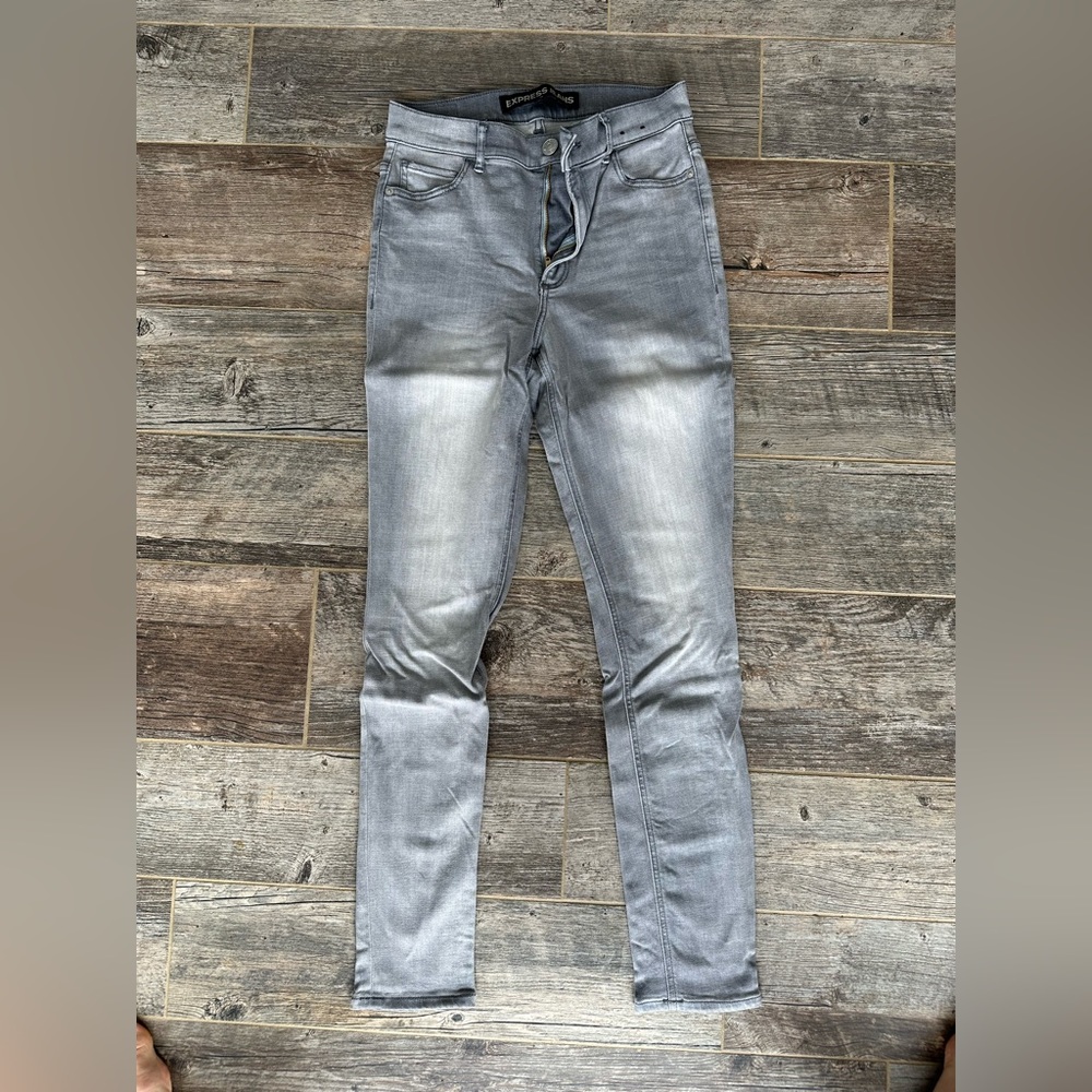 Express Gray Acid Wash Skinny Jeans